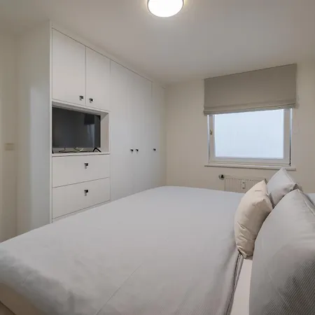 Baileys Hues Apartment
